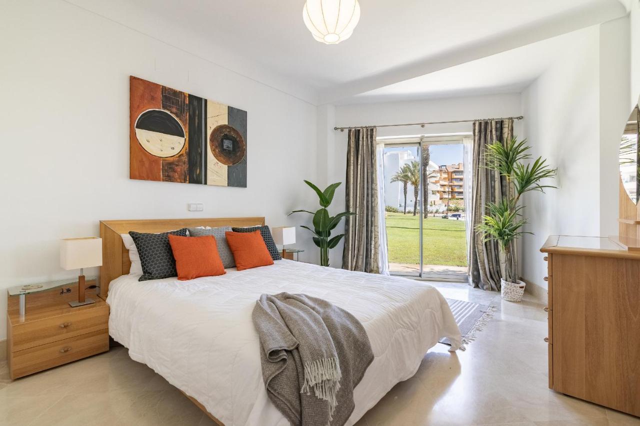 Waterside Apartment In Sotogrande Marina With Private Pool San Roque  Exterior foto