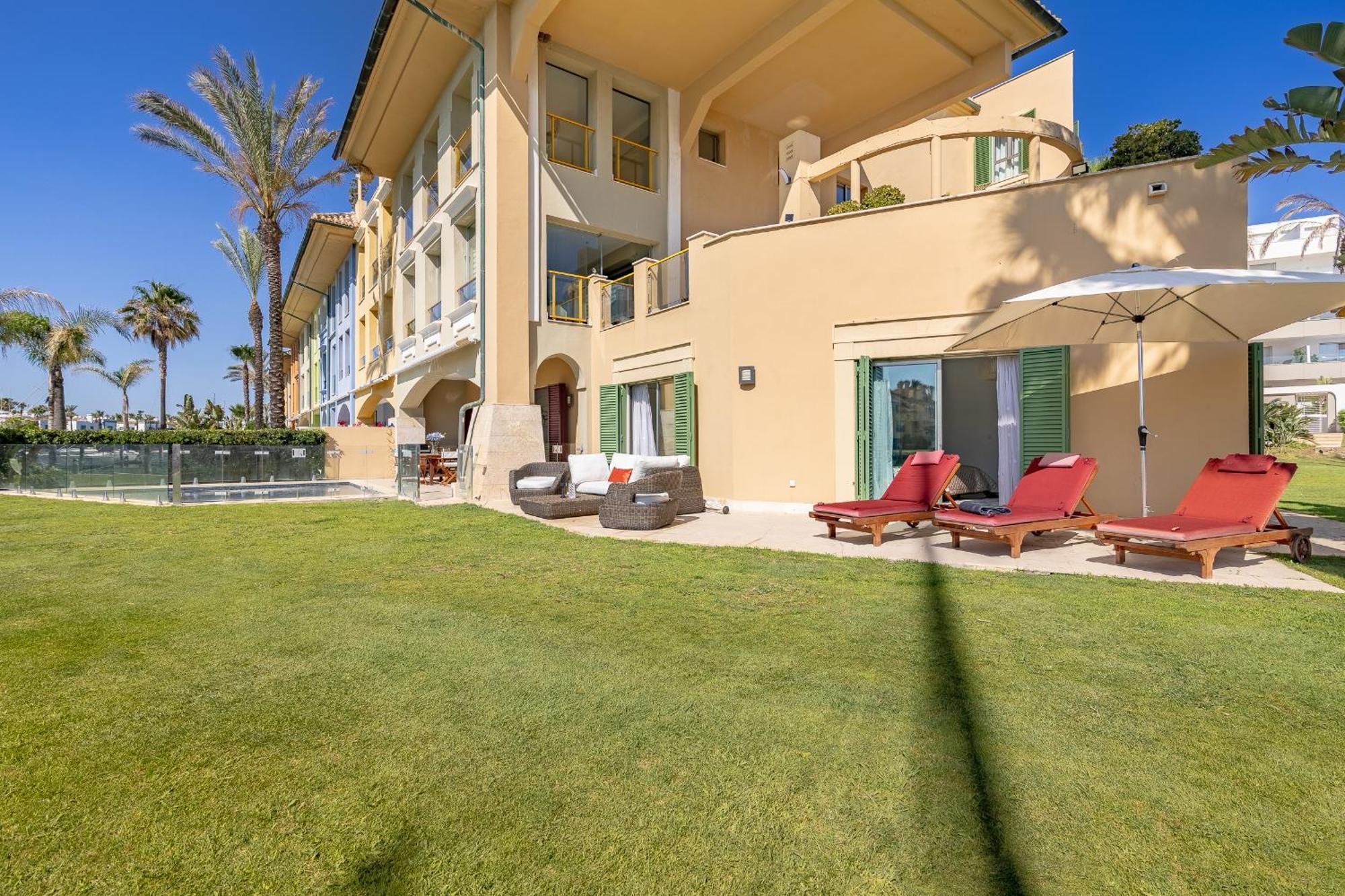 Waterside Apartment In Sotogrande Marina With Private Pool San Roque  Exterior foto