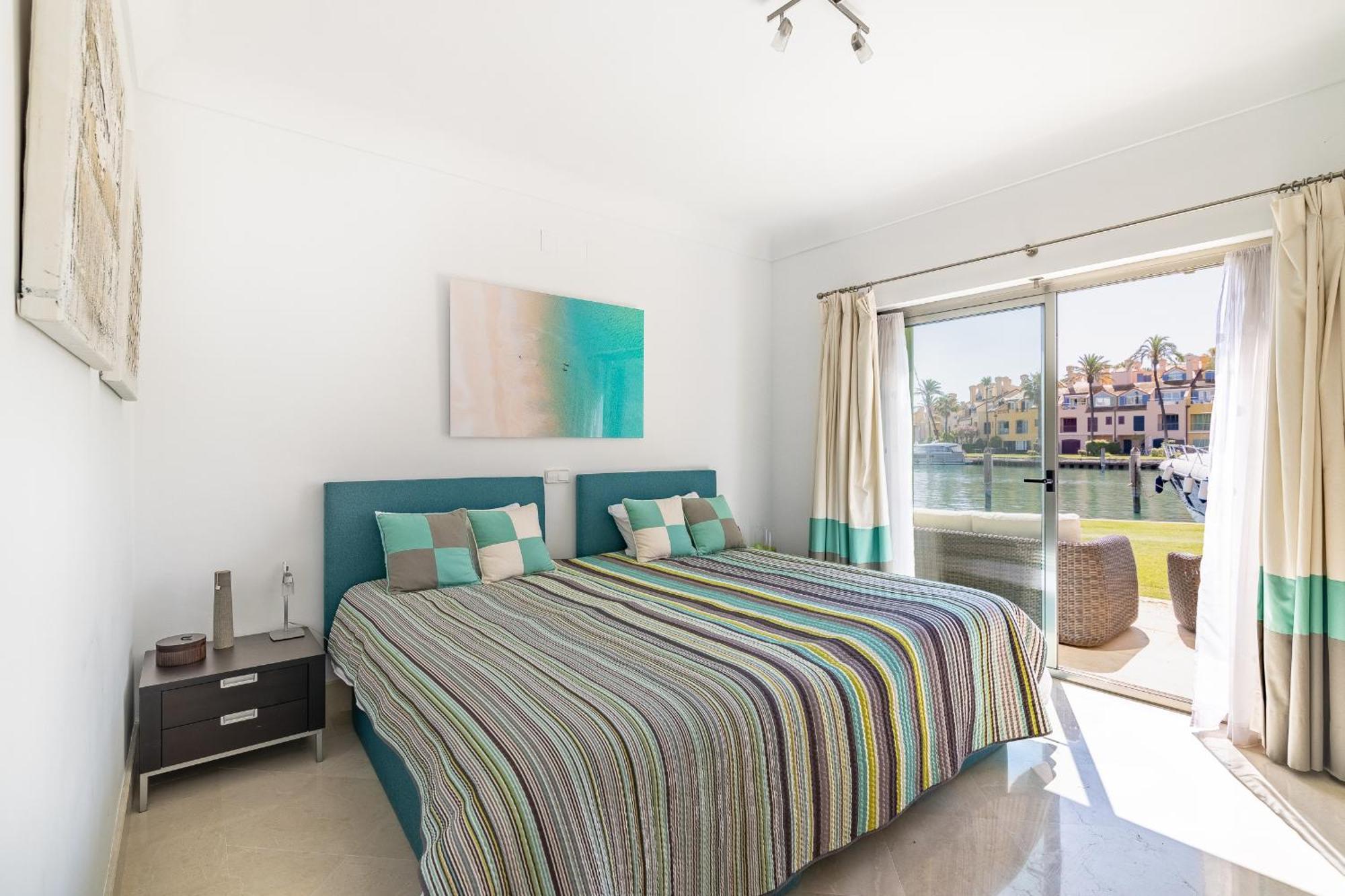 Waterside Apartment In Sotogrande Marina With Private Pool San Roque  Exterior foto