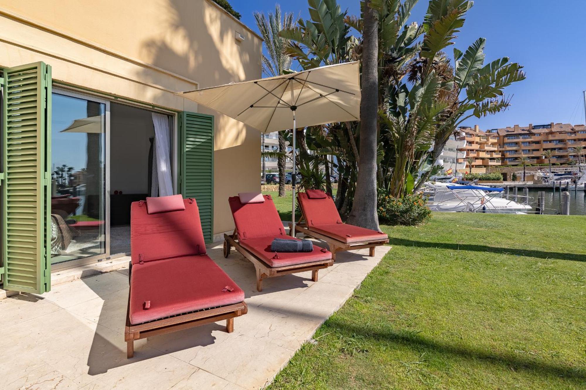 Waterside Apartment In Sotogrande Marina With Private Pool San Roque  Exterior foto