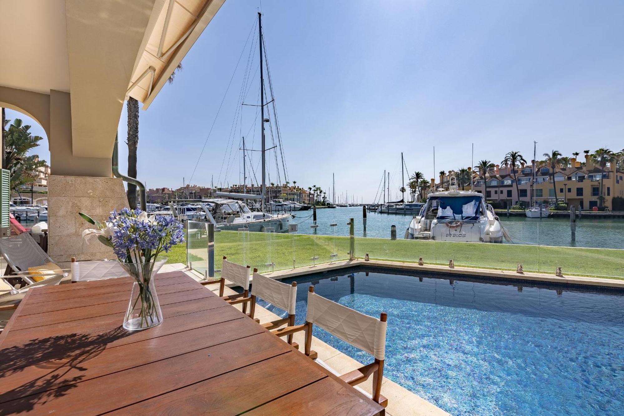Waterside Apartment In Sotogrande Marina With Private Pool San Roque  Exterior foto